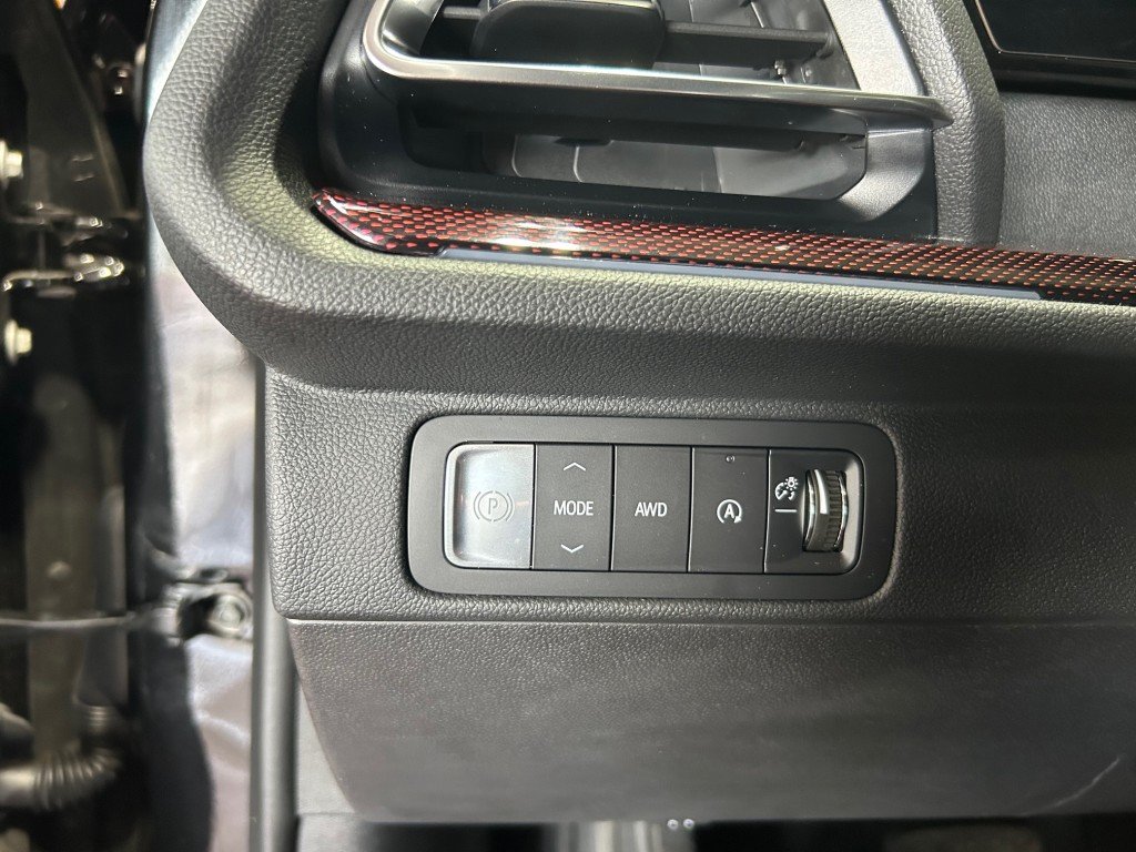 2025 Chevrolet Traverse in Montreal, Quebec - 8 - w1024h768px