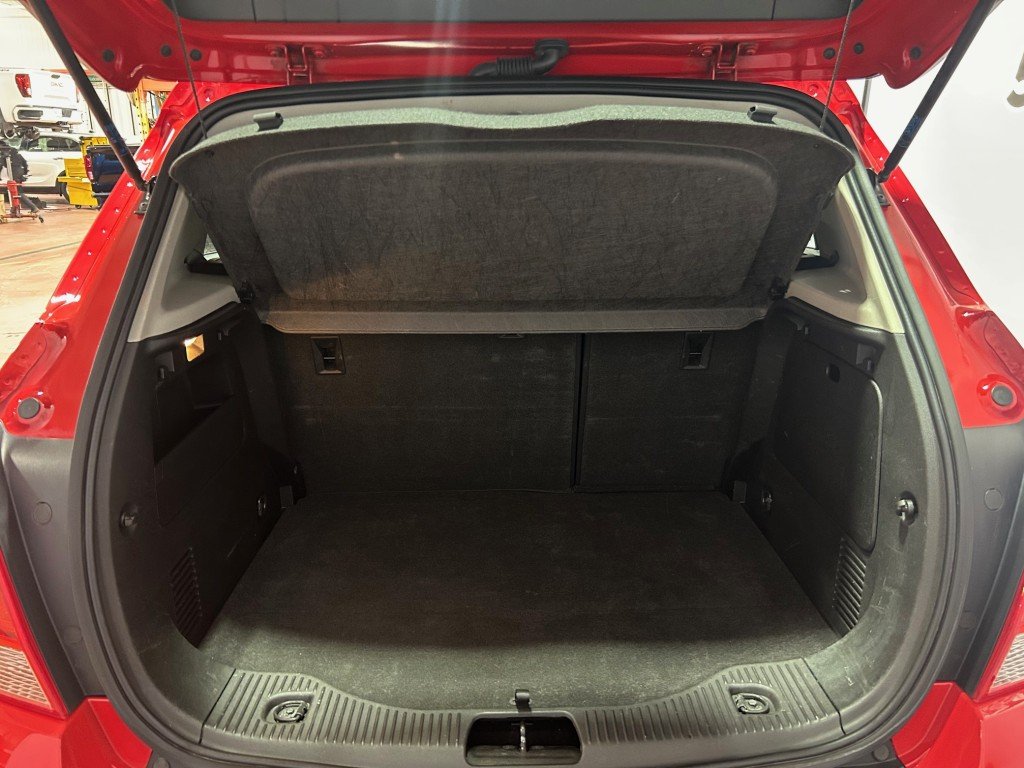 Chevrolet Trax  2014 à Montréal, Québec - 7 - w1024h768px