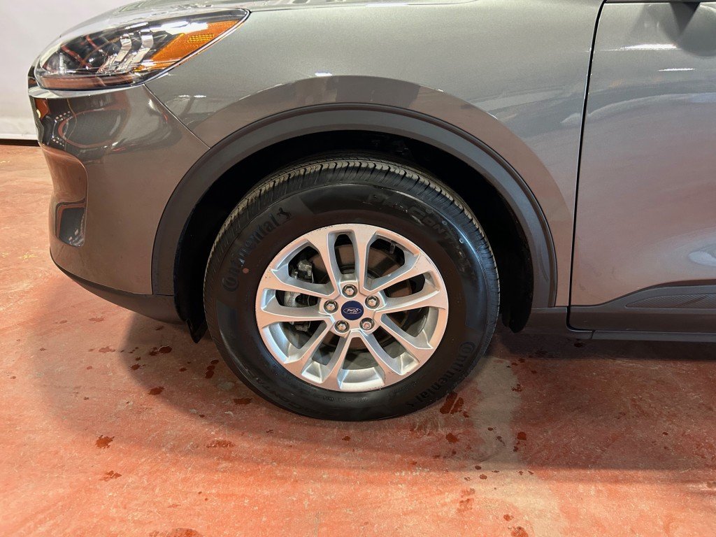Ford Escape  2022 à Montréal, Québec - 3 - w1024h768px