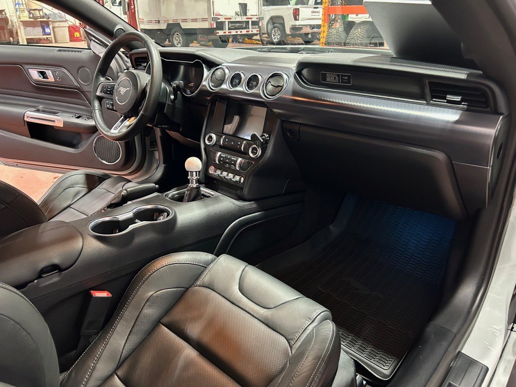 Ford MUSTANG  2023 à Montréal, Québec - 16 - w1024h768px