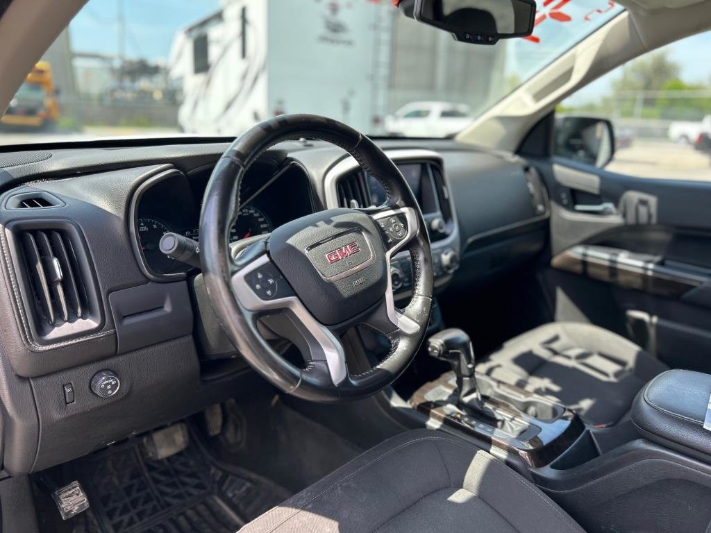 2021 GMC Canyon in Montreal, Quebec - 9 - w1024h768px