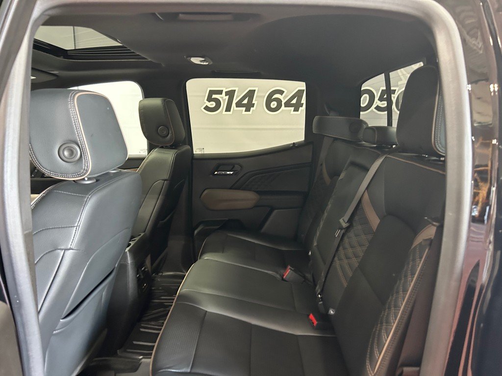 GMC Canyon  2023 à Montréal, Québec - 3 - w1024h768px
