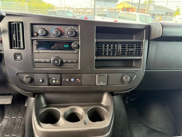 2023 GMC SAVANA in Montreal, Quebec - 5 - w1024h768px