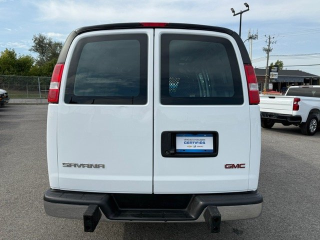 2023 GMC SAVANA in Montreal, Quebec - 15 - w1024h768px
