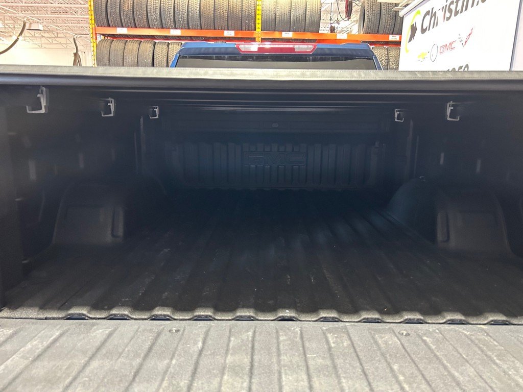 GMC Sierra 1500  2022 à Montréal, Québec - 14 - w1024h768px