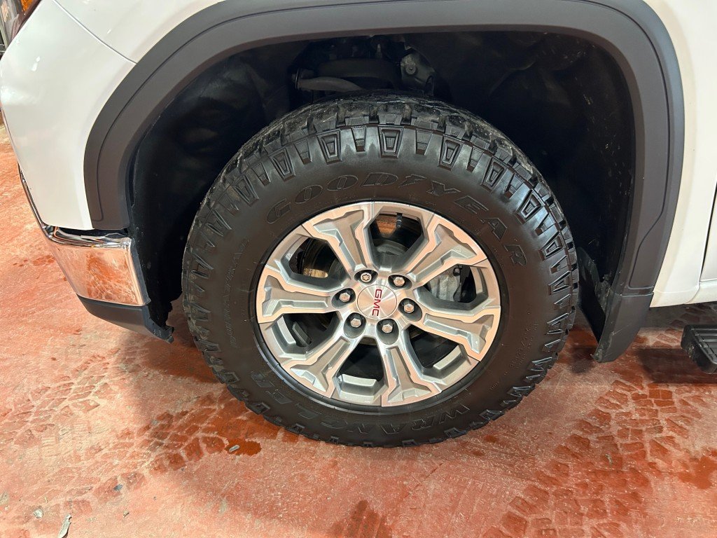 GMC SIERRA 1500  2022 à Montréal, Québec - 3 - w1024h768px