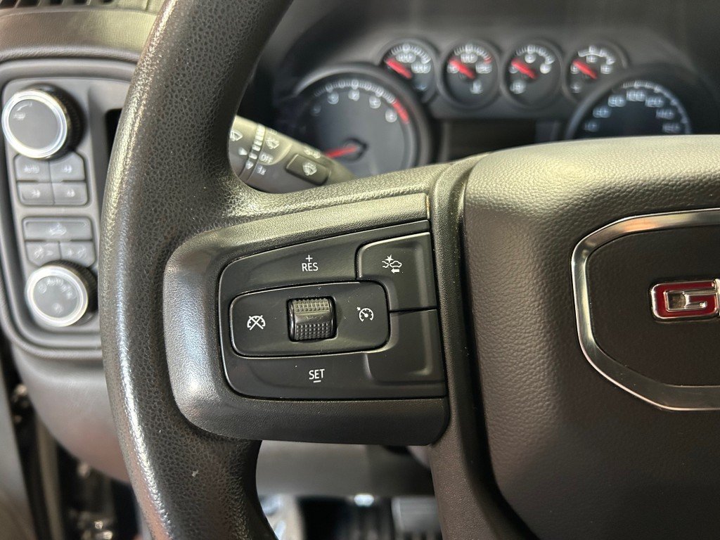 2023 GMC SIERRA 1500 in Montreal, Quebec - 9 - w1024h768px