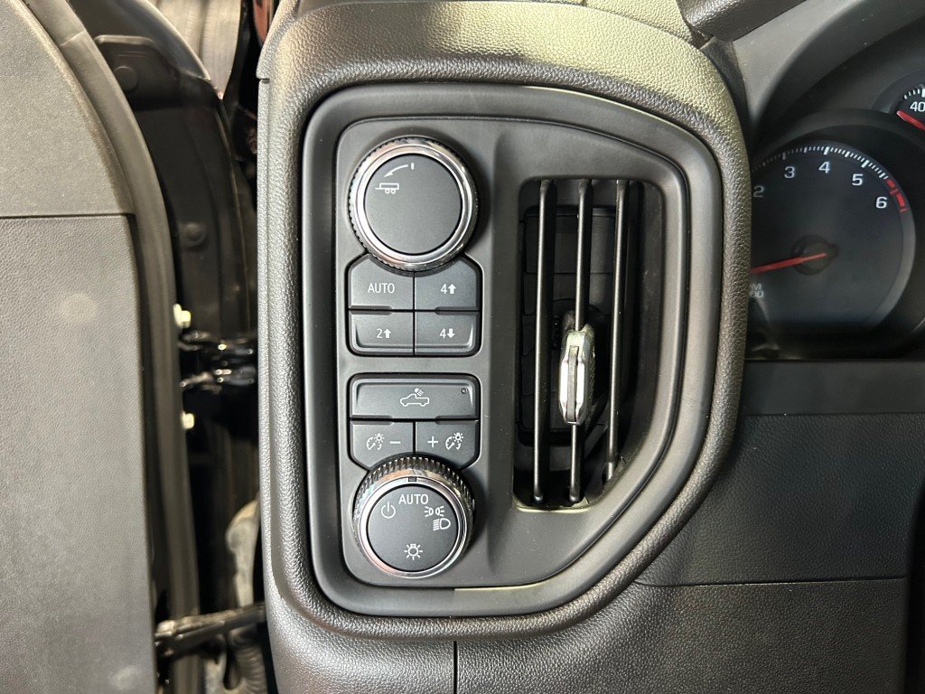 2023 GMC SIERRA 1500 in Montreal, Quebec - 8 - w1024h768px