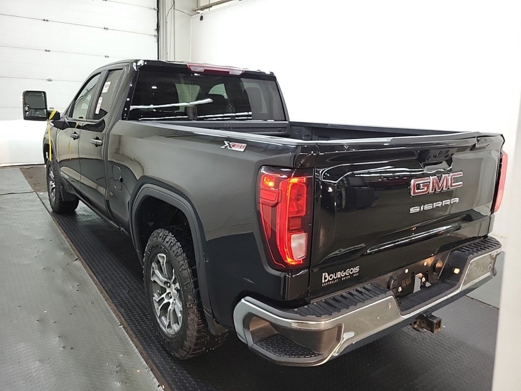 GMC Sierra 1500  2023 à Montréal, Québec - 3 - w1024h768px