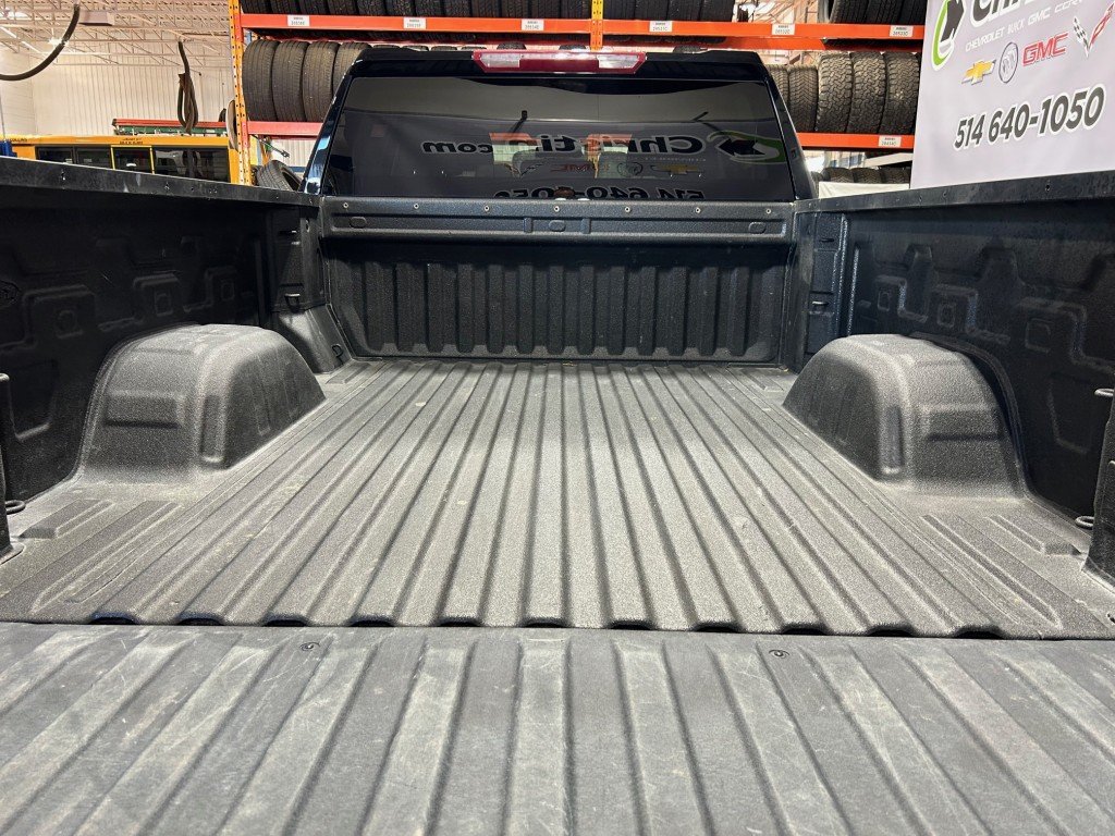 2023 GMC SIERRA 1500 in Montreal, Quebec - 9 - w1024h768px