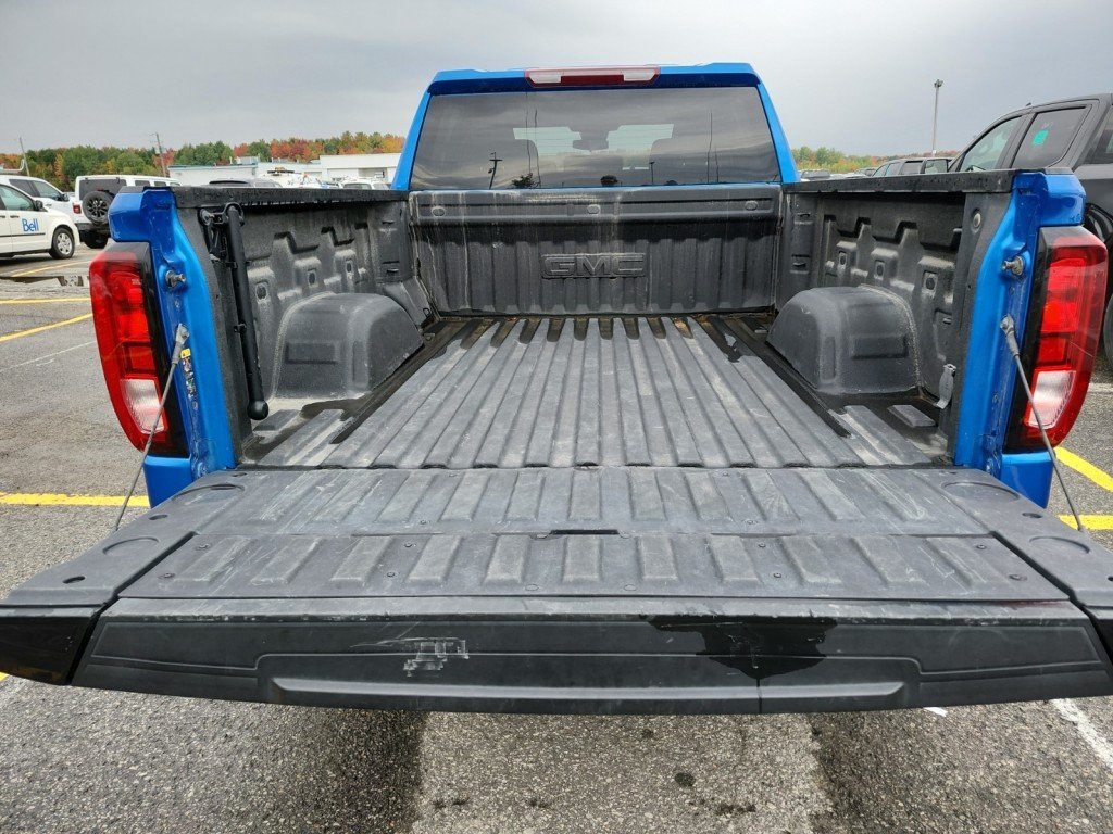 2023 GMC SIERRA 1500 in Montreal, Quebec - 4 - w1024h768px