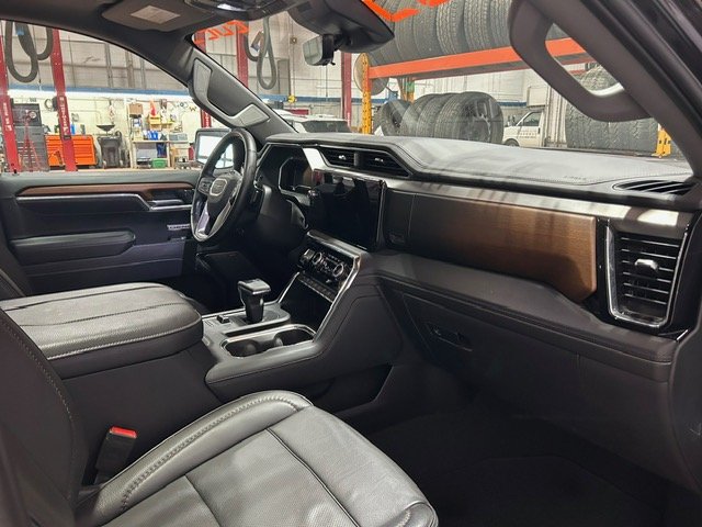 GMC SIERRA 1500  2023 à Montréal, Québec - 21 - w1024h768px