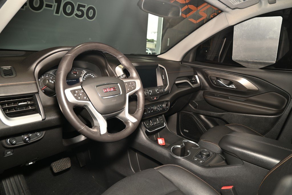2021 GMC Terrain in Montreal, Quebec - 8 - w1024h768px