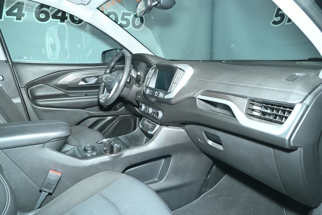 2022 GMC Terrain in Montreal, Quebec - 7 - w1024h768px
