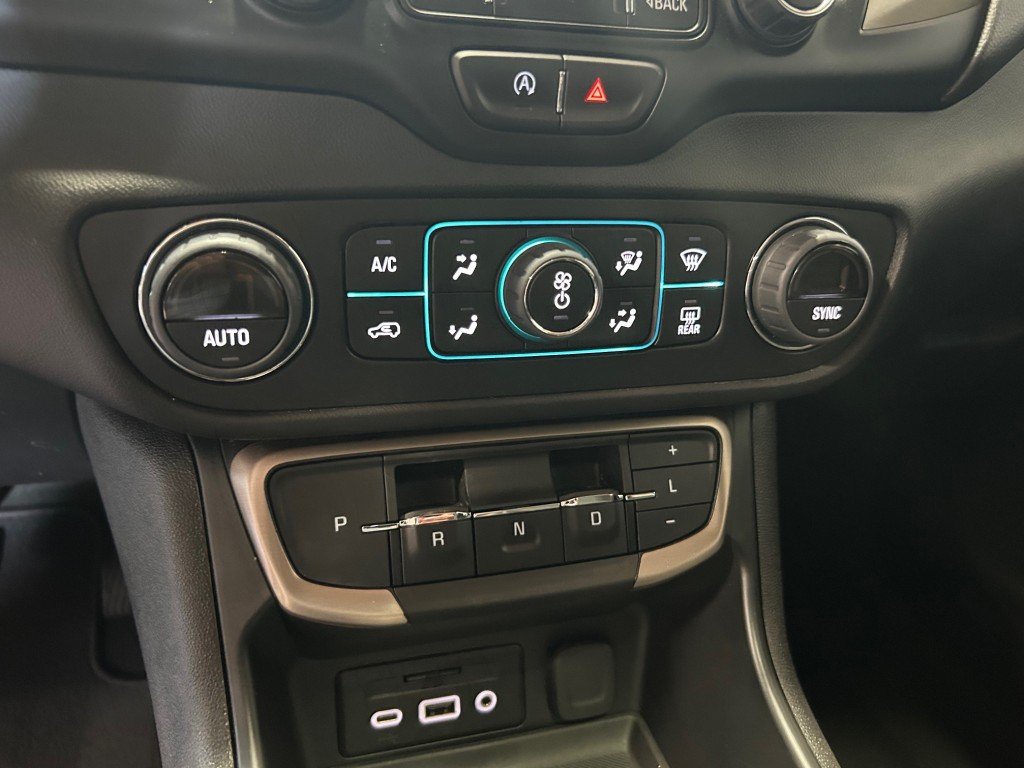 2023 GMC Terrain in Montreal, Quebec - 17 - w1024h768px