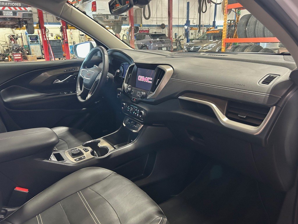 2023 GMC Terrain in Montreal, Quebec - 19 - w1024h768px
