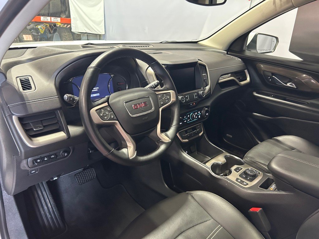 2023 GMC Terrain in Montreal, Quebec - 10 - w1024h768px