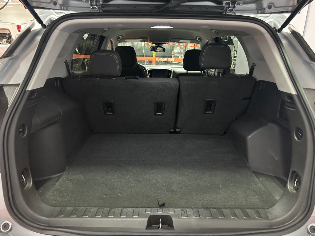 GMC TERRAIN  2023 à Montréal, Québec - 7 - w1024h768px