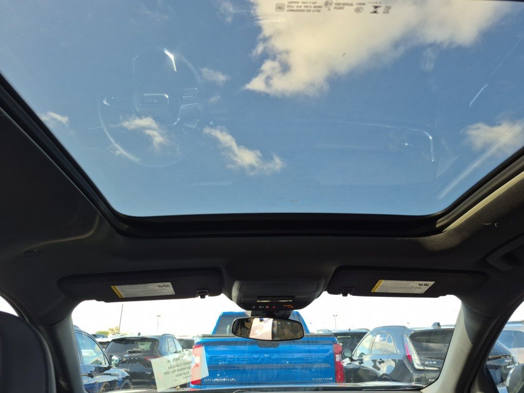 2025 GMC TERRAIN in Montreal, Quebec - 6 - w1024h768px