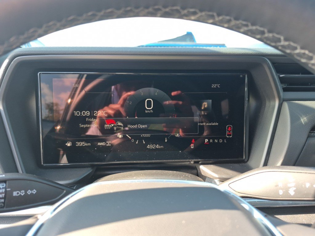 2025 GMC TERRAIN in Montreal, Quebec - 3 - w1024h768px