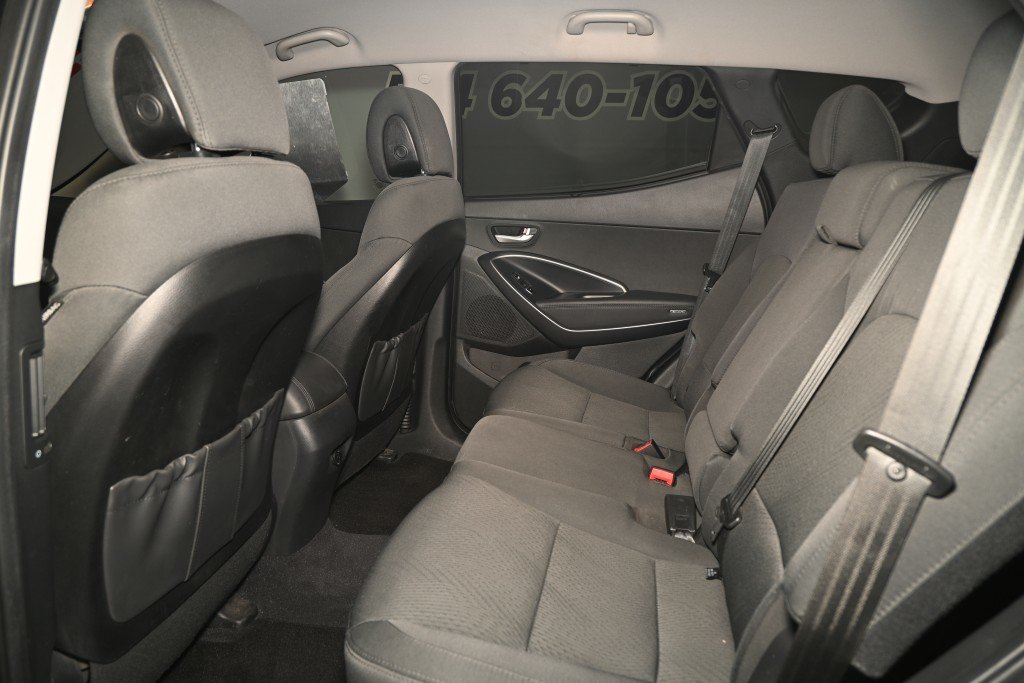 Hyundai Santa Fe  2018 à Montréal, Québec - 8 - w1024h768px