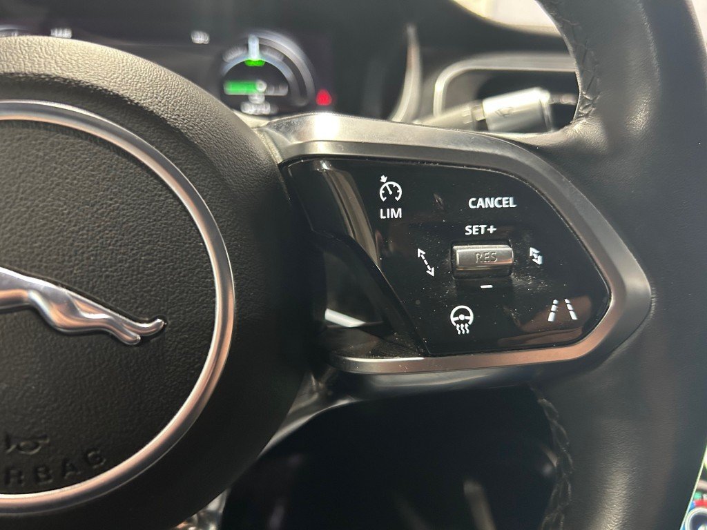 Jaguar I-PACE  2019 à Montréal, Québec - 9 - w1024h768px