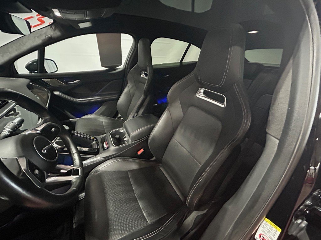 Jaguar I-PACE  2019 à Montréal, Québec - 12 - w1024h768px