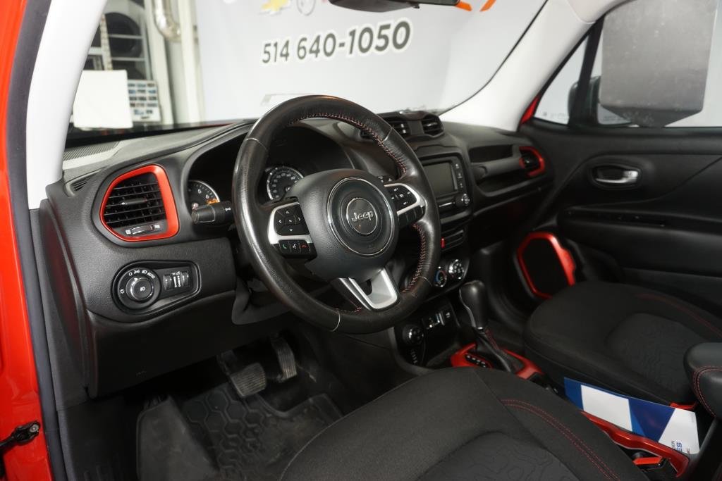 Jeep Renegade  2015 à Montréal, Québec - 6 - w1024h768px