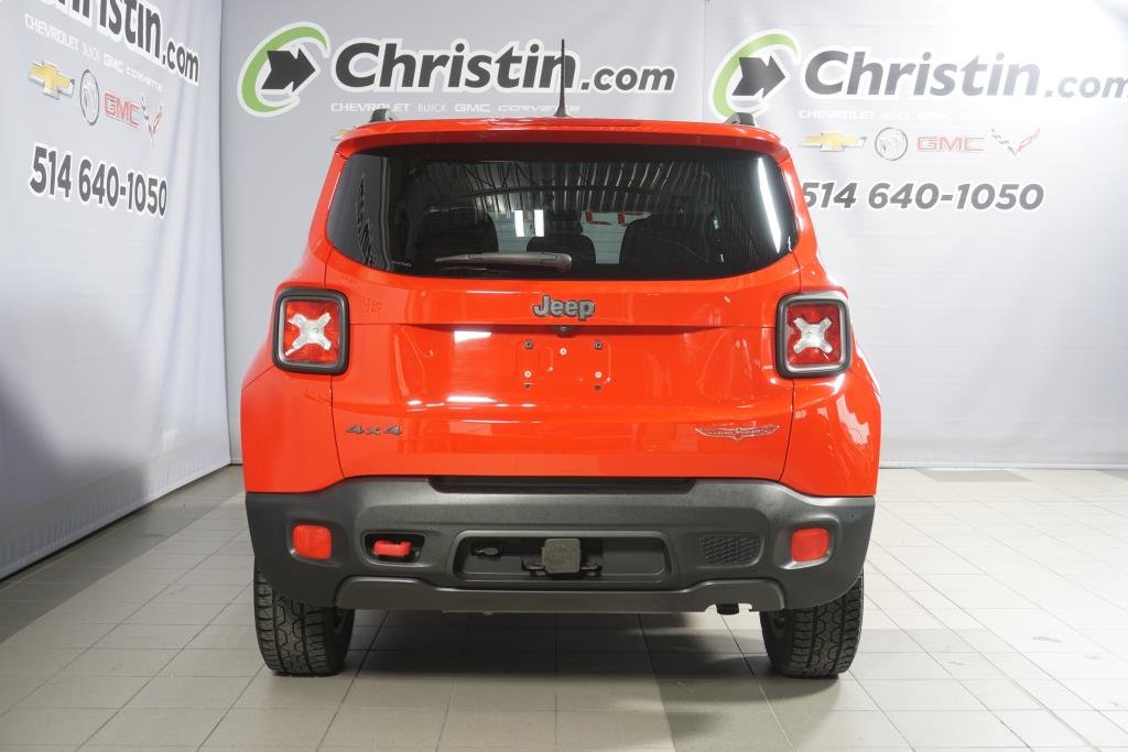 Jeep Renegade  2015 à Montréal, Québec - 4 - w1024h768px