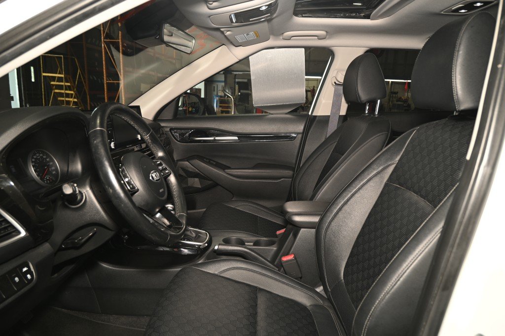 Kia Seltos  2021 à Montréal, Québec - 9 - w1024h768px