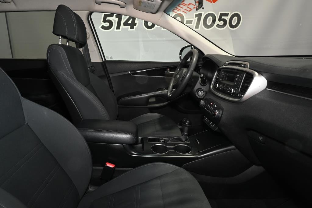 Kia Sorento  2017 à Montréal, Québec - 6 - w1024h768px
