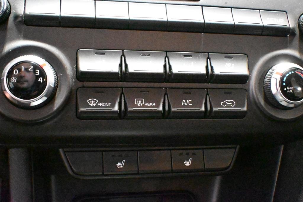 Kia Sportage  2021 à Montréal, Québec - 13 - w1024h768px