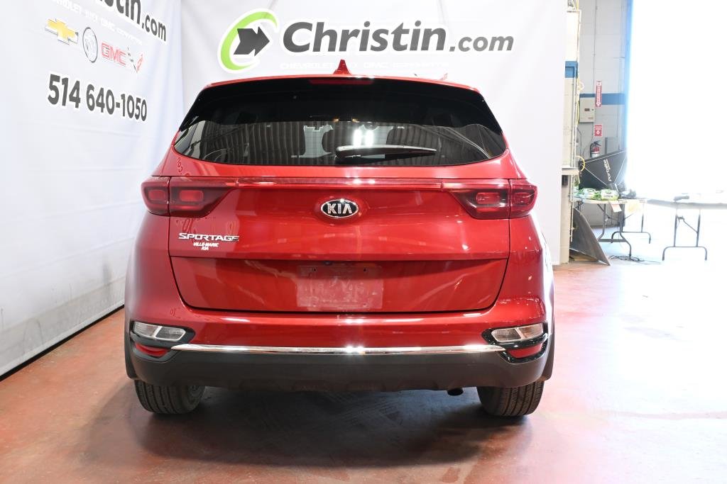 Kia Sportage  2021 à Montréal, Québec - 6 - w1024h768px