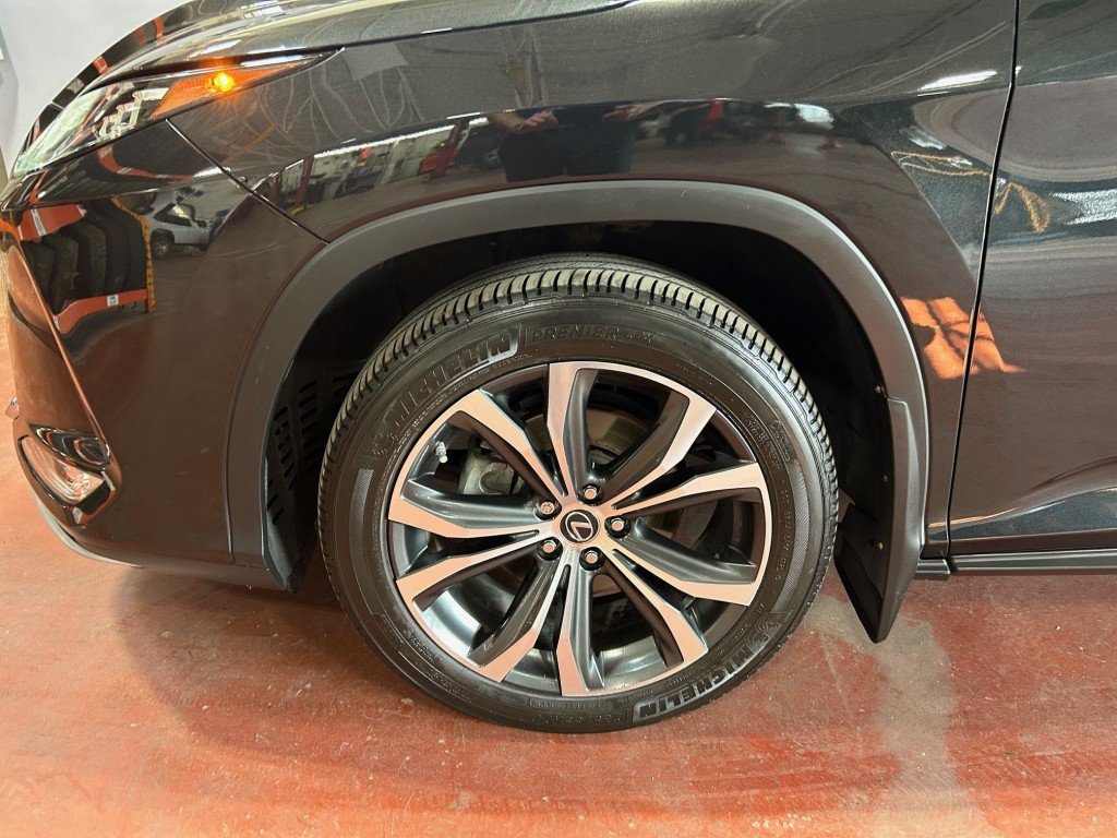 2021 Lexus RX in Montreal, Quebec - 3 - w1024h768px