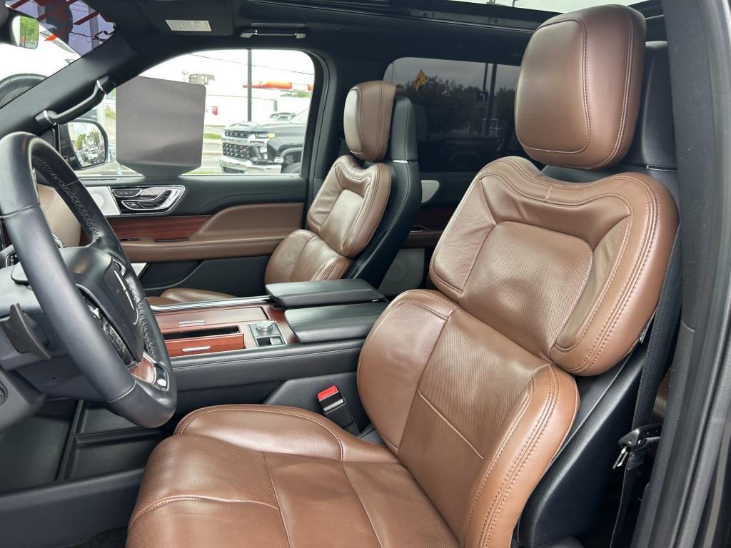 Lincoln Navigator  2022 à Montréal, Québec - 9 - w1024h768px