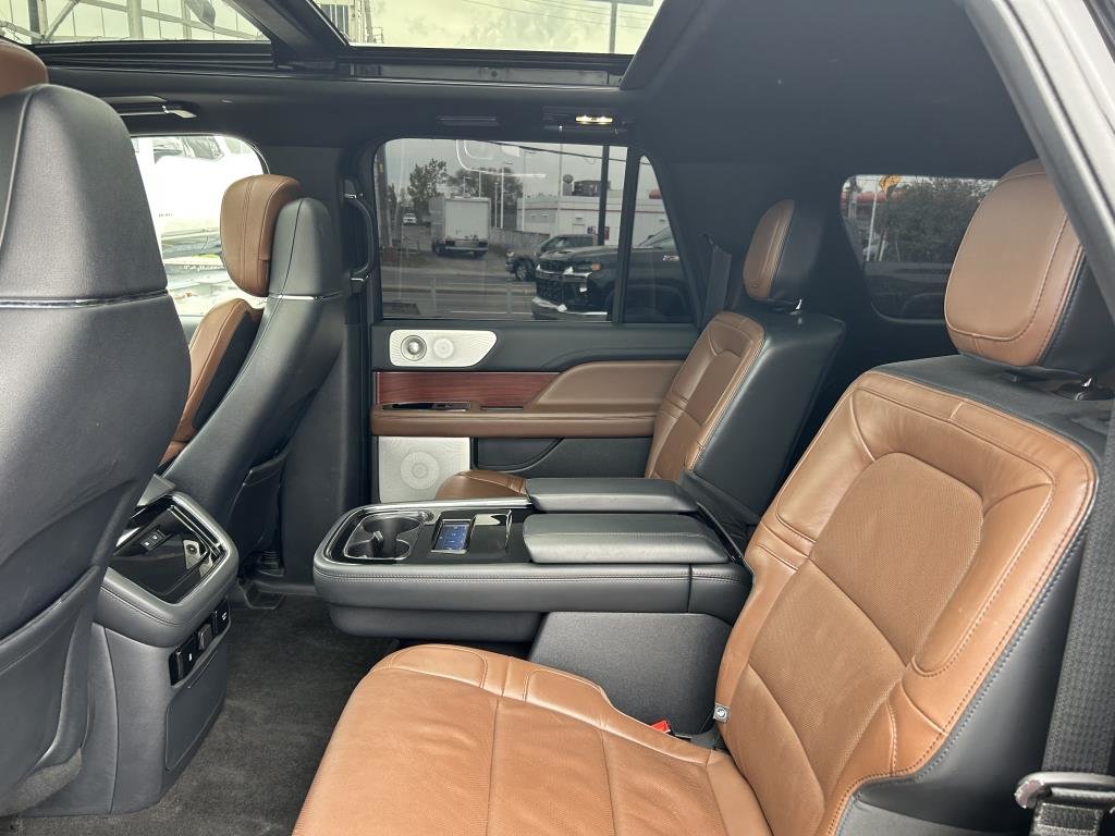 Lincoln Navigator  2022 à Montréal, Québec - 8 - w1024h768px