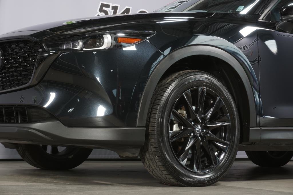 2022 Mazda CX-5 in Montreal, Quebec - 3 - w1024h768px