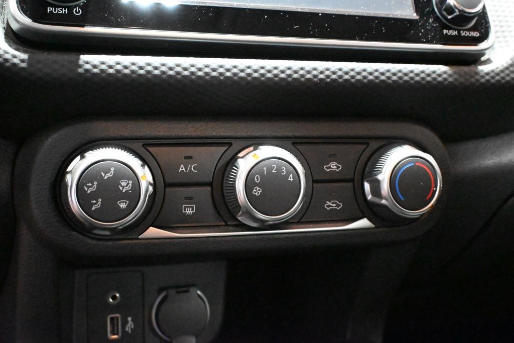 2024 Nissan Kicks in Montreal, Quebec - 17 - w1024h768px
