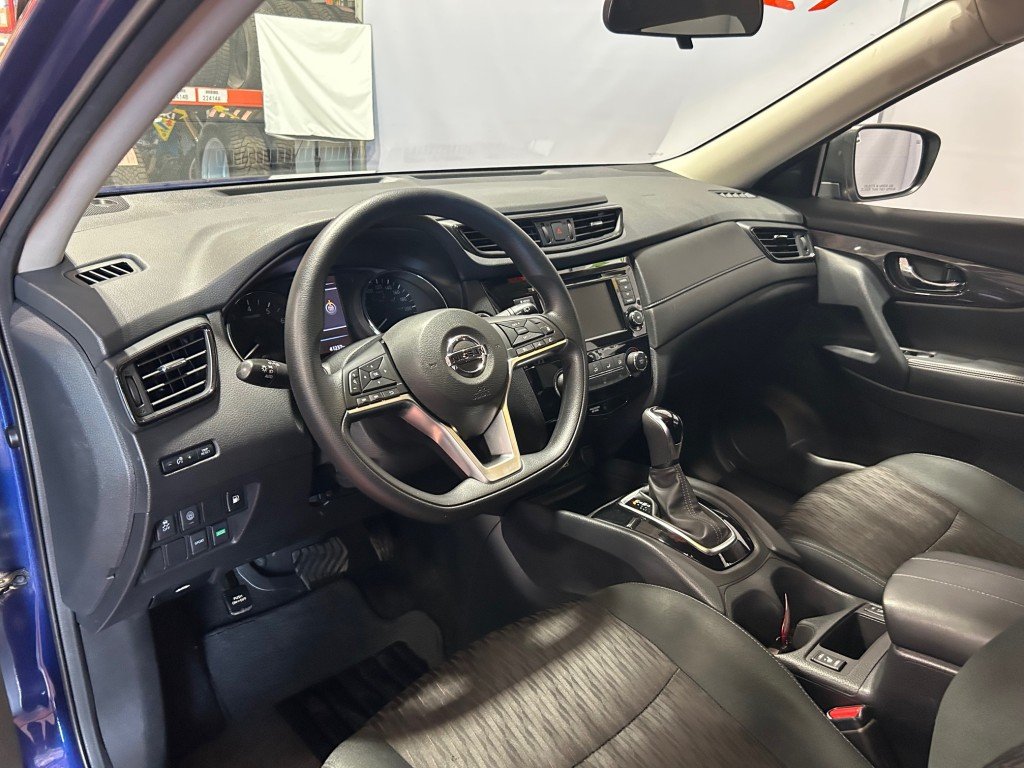 2019 Nissan Rogue in Montreal, Quebec - 10 - w1024h768px