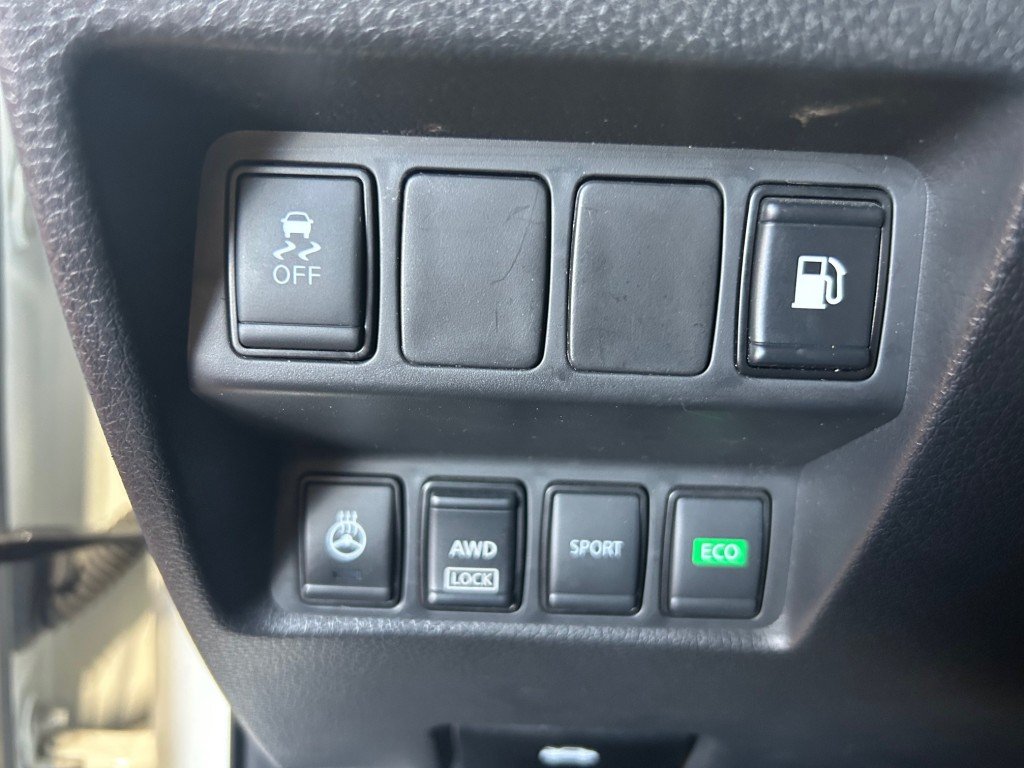 2020 Nissan ROGUE in Montreal, Quebec - 11 - w1024h768px