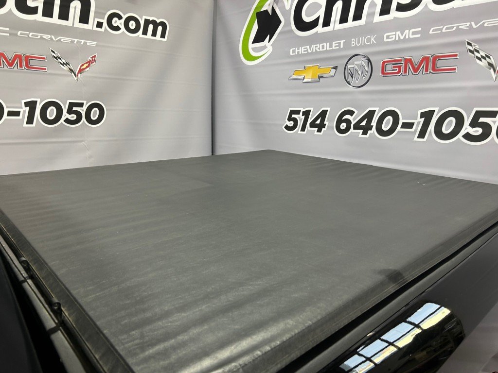 Ram 1500 CLASSIC  2021 à Montréal, Québec - 4 - w1024h768px