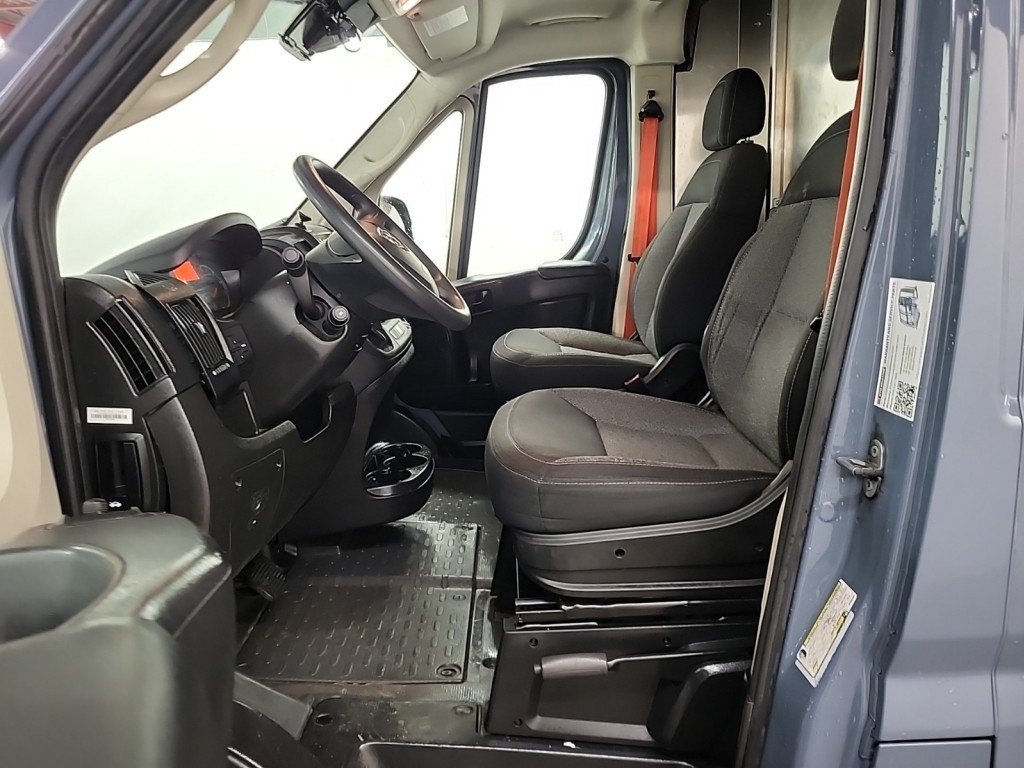 2021 Ram PROMASTER CARGO in Montreal, Quebec - 3 - w1024h768px