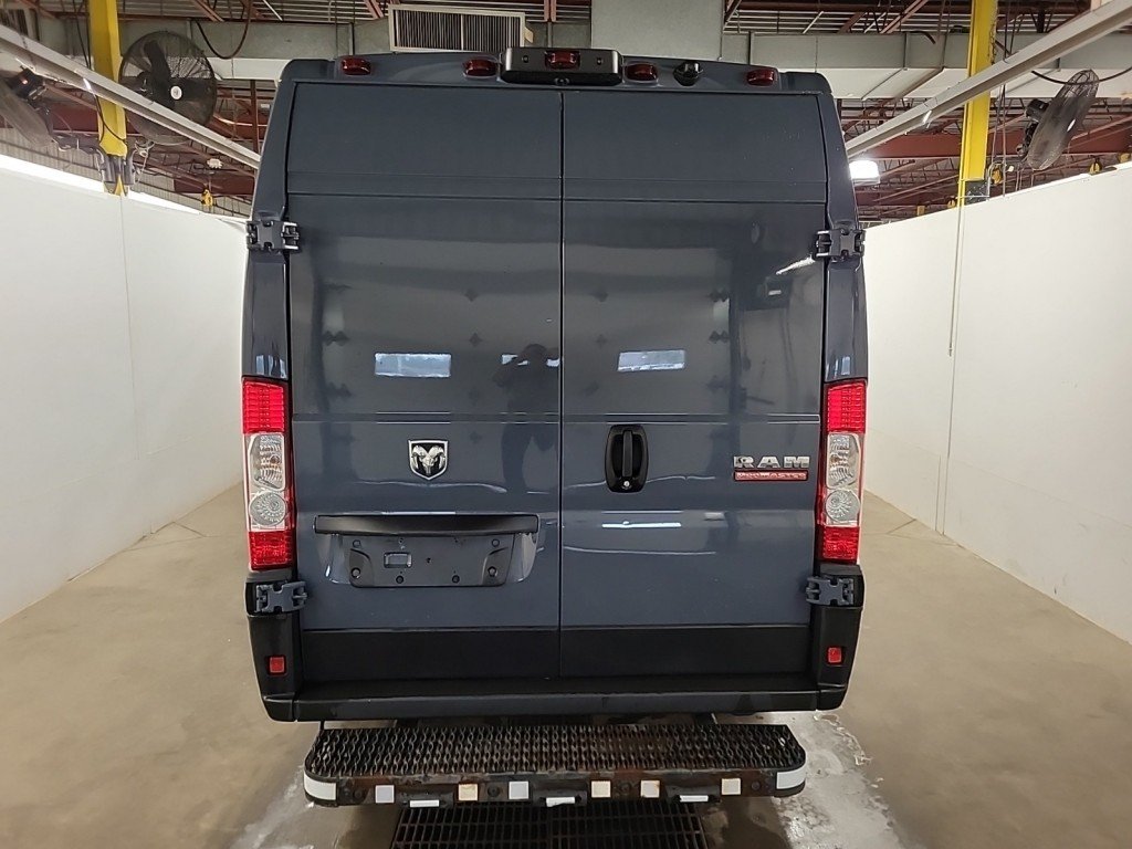 2021 Ram PROMASTER CARGO in Montreal, Quebec - 4 - w1024h768px