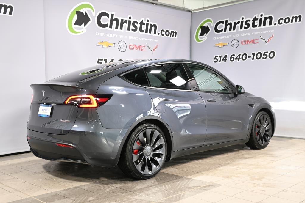 Tesla Model Y  2022 à Montréal, Québec - 4 - w1024h768px