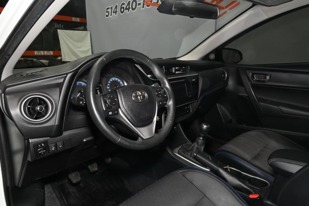 Toyota Corolla  2017 à Montréal, Québec - 4 - w1024h768px