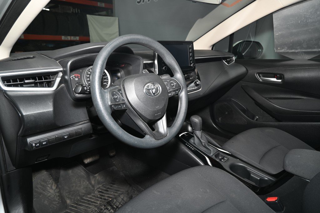 Toyota Corolla  2020 à Montréal, Québec - 4 - w1024h768px
