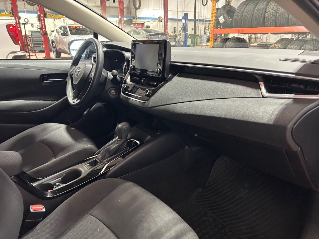 Toyota COROLLA  2022 à Montréal, Québec - 10 - w1024h768px