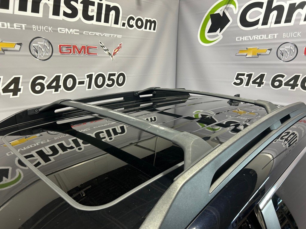 Toyota RAV4  2022 à Montréal, Québec - 16 - w1024h768px