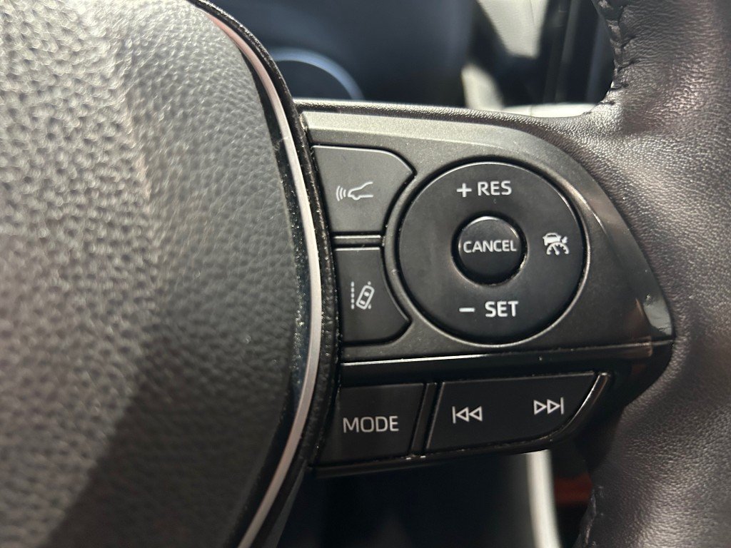 Toyota RAV4  2022 à Montréal, Québec - 13 - w1024h768px