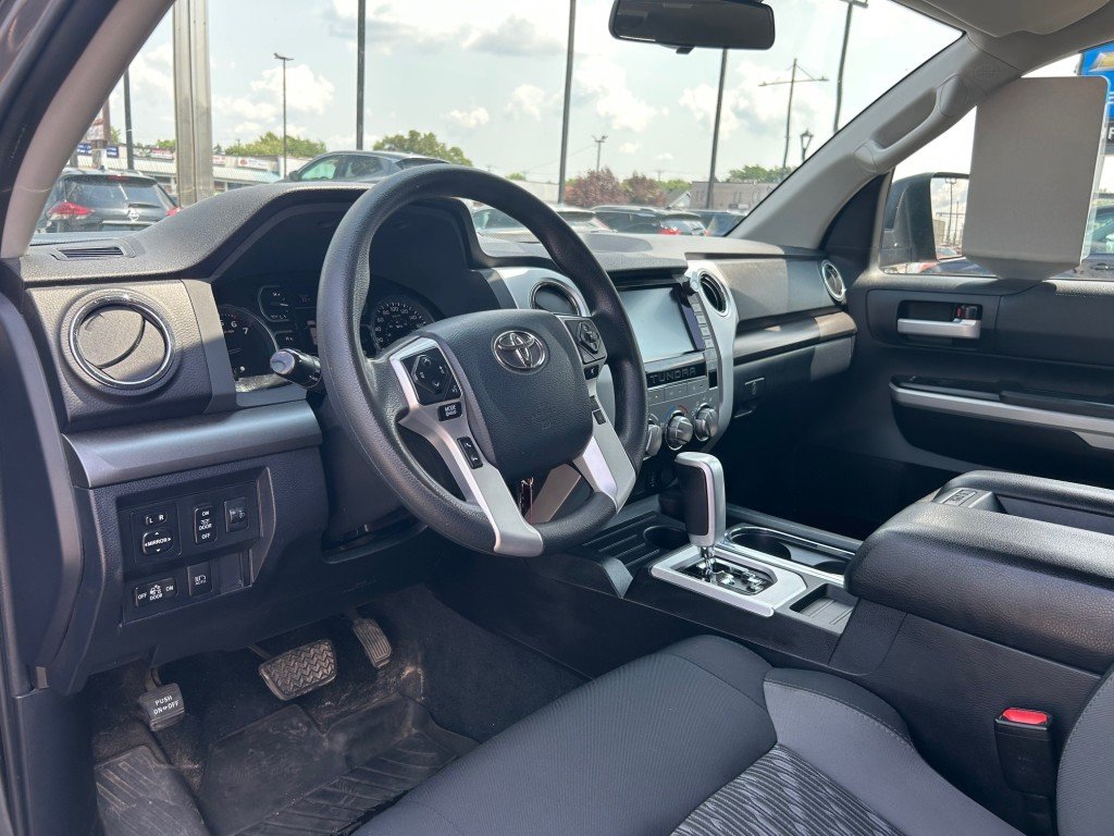 Toyota Tundra  2020 à Montréal, Québec - 9 - w1024h768px